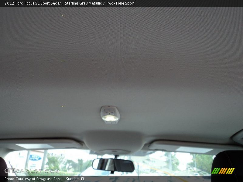 Sterling Grey Metallic / Two-Tone Sport 2012 Ford Focus SE Sport Sedan