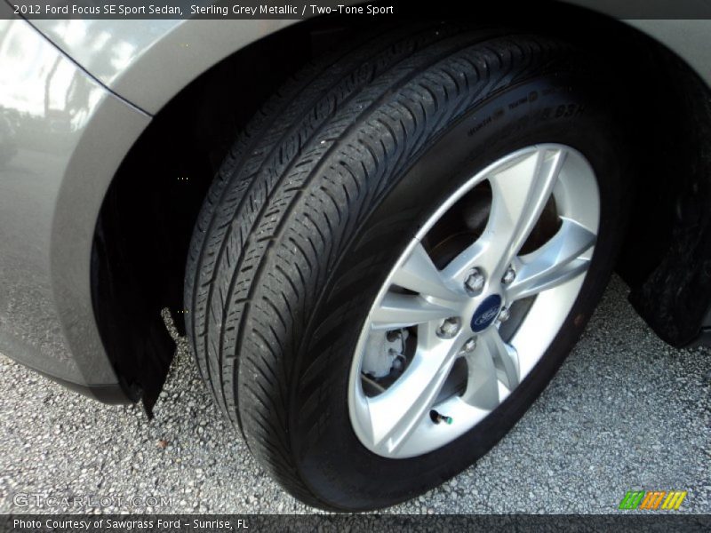 Sterling Grey Metallic / Two-Tone Sport 2012 Ford Focus SE Sport Sedan