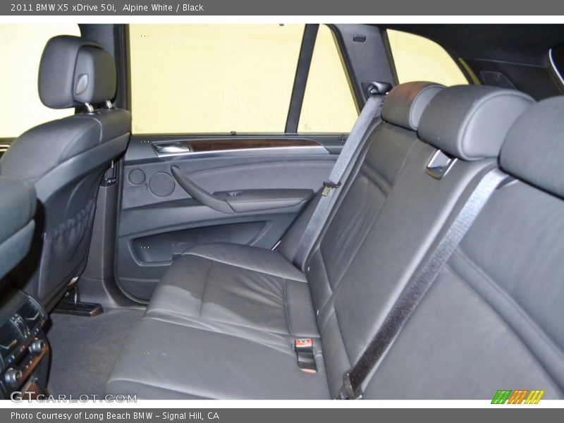 Alpine White / Black 2011 BMW X5 xDrive 50i