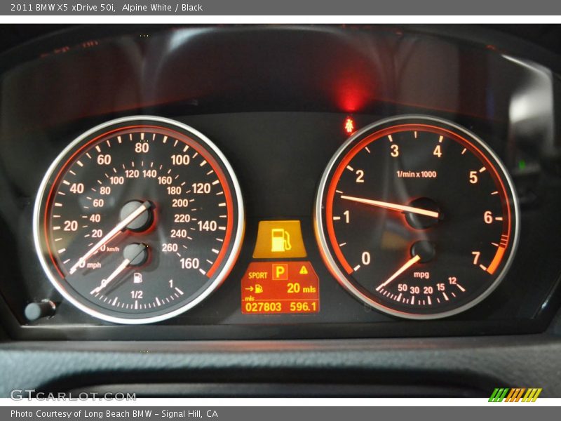 Alpine White / Black 2011 BMW X5 xDrive 50i