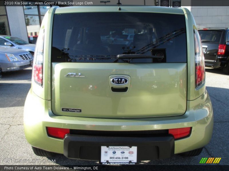 Alien Green / Black Soul Logo Cloth 2010 Kia Soul +
