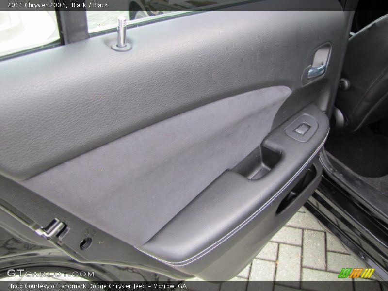 Black / Black 2011 Chrysler 200 S
