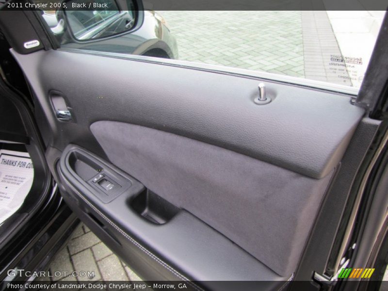 Black / Black 2011 Chrysler 200 S