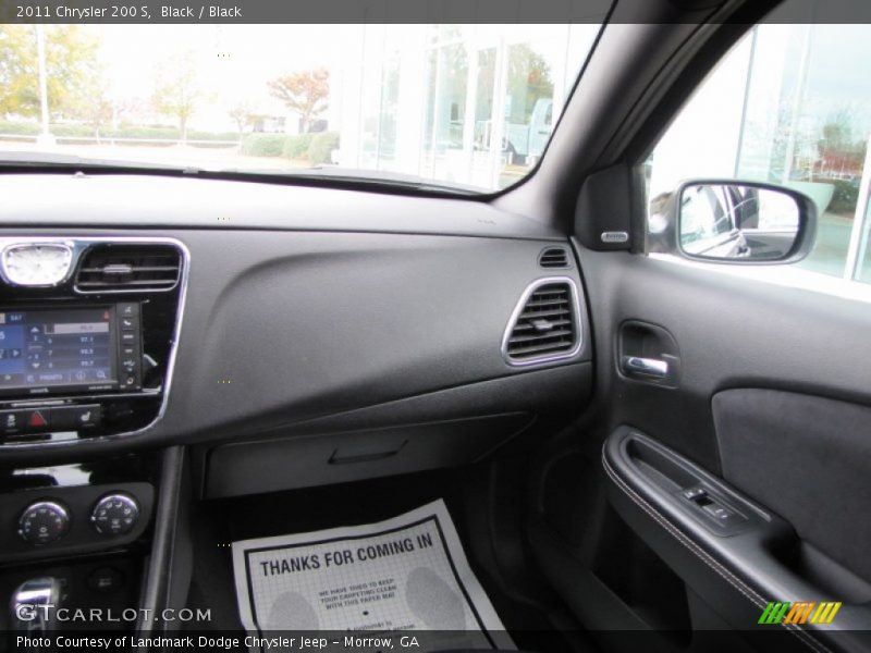 Black / Black 2011 Chrysler 200 S