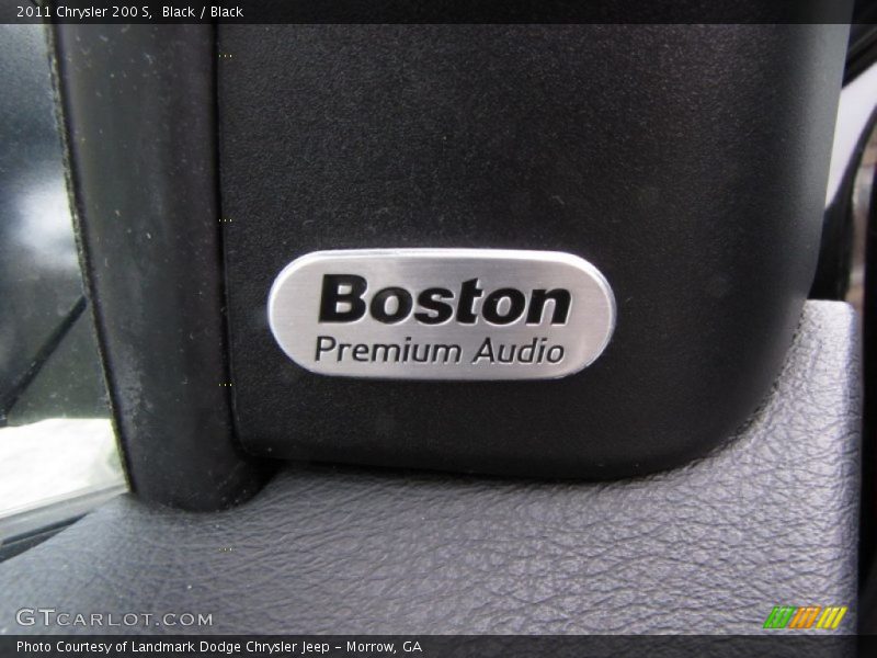 Black / Black 2011 Chrysler 200 S