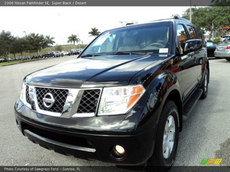 Super Black / Desert 2006 Nissan Pathfinder SE