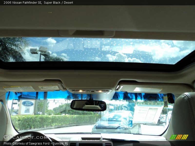 Super Black / Desert 2006 Nissan Pathfinder SE