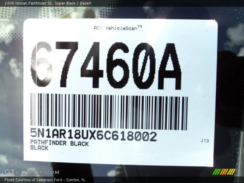 Super Black / Desert 2006 Nissan Pathfinder SE
