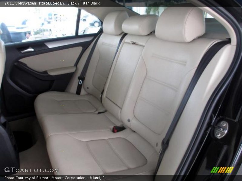 Black / Titan Black 2011 Volkswagen Jetta SEL Sedan