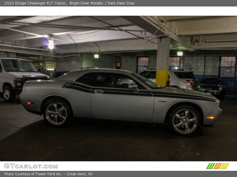 Bright Silver Metallic / Dark Slate Gray 2010 Dodge Challenger R/T Classic