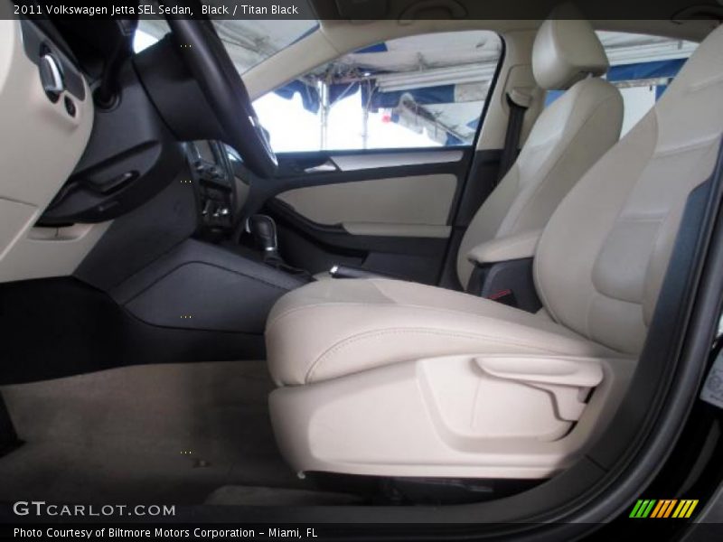 Black / Titan Black 2011 Volkswagen Jetta SEL Sedan