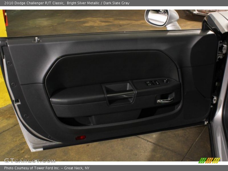 Bright Silver Metallic / Dark Slate Gray 2010 Dodge Challenger R/T Classic