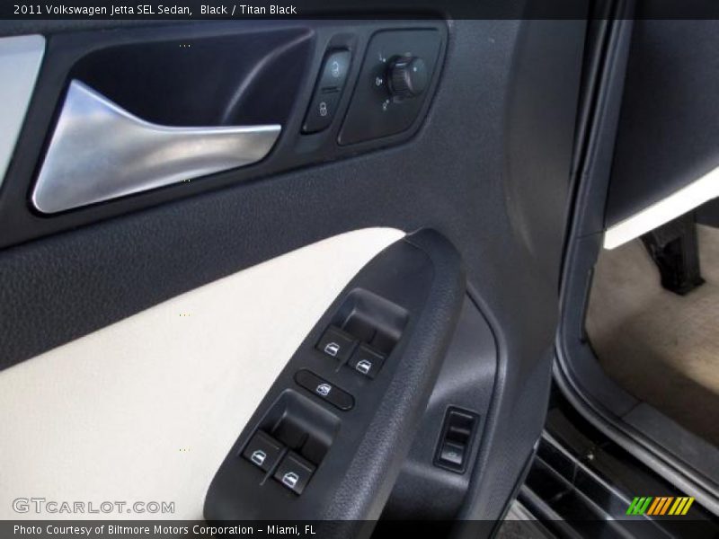 Black / Titan Black 2011 Volkswagen Jetta SEL Sedan