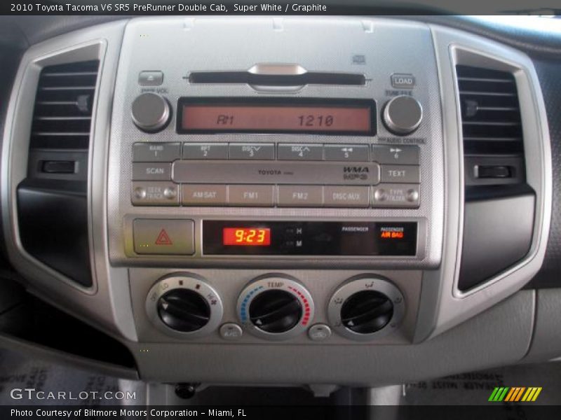 Super White / Graphite 2010 Toyota Tacoma V6 SR5 PreRunner Double Cab