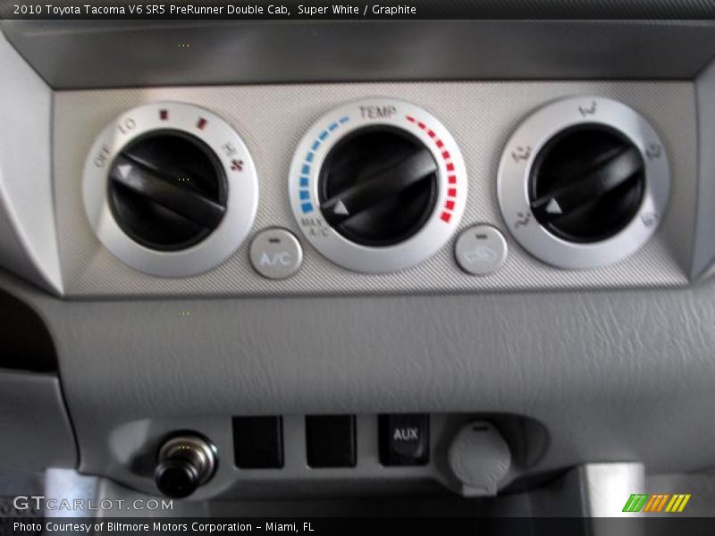 Super White / Graphite 2010 Toyota Tacoma V6 SR5 PreRunner Double Cab