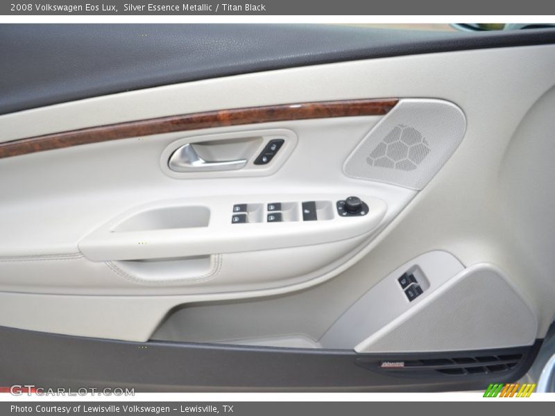 Silver Essence Metallic / Titan Black 2008 Volkswagen Eos Lux