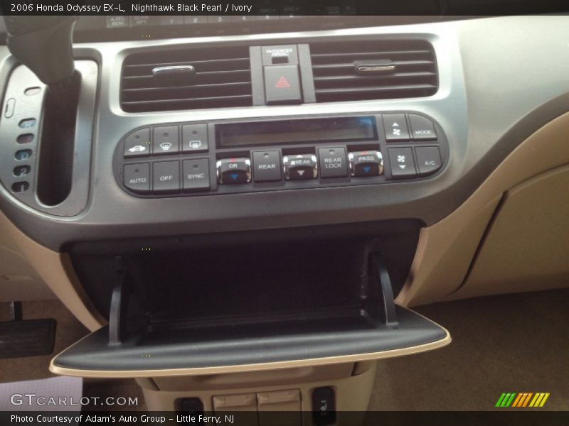 Nighthawk Black Pearl / Ivory 2006 Honda Odyssey EX-L