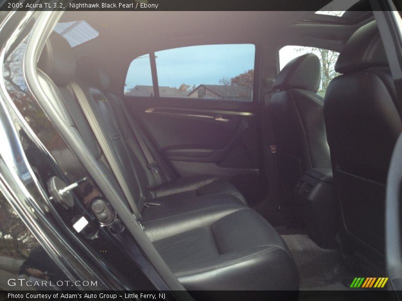 Nighthawk Black Pearl / Ebony 2005 Acura TL 3.2