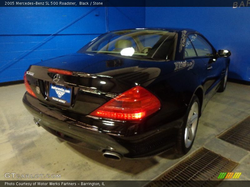 Black / Stone 2005 Mercedes-Benz SL 500 Roadster