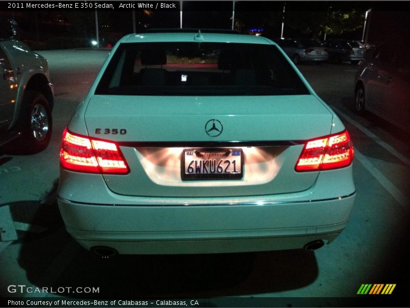 Arctic White / Black 2011 Mercedes-Benz E 350 Sedan