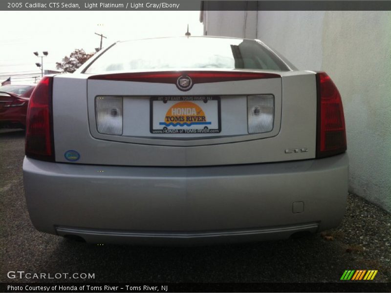 Light Platinum / Light Gray/Ebony 2005 Cadillac CTS Sedan