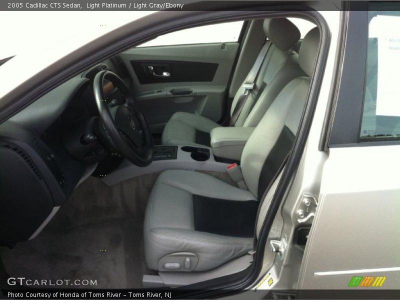 Light Platinum / Light Gray/Ebony 2005 Cadillac CTS Sedan