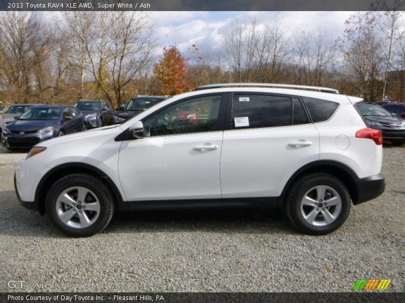 Super White / Ash 2013 Toyota RAV4 XLE AWD