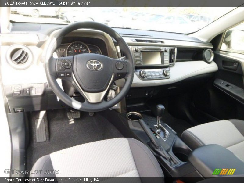 Super White / Ash 2013 Toyota RAV4 XLE AWD
