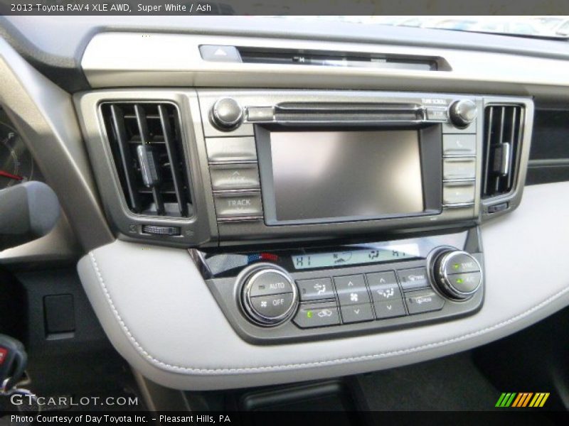 Super White / Ash 2013 Toyota RAV4 XLE AWD