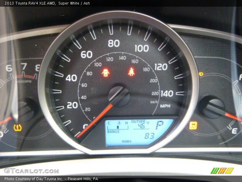 Super White / Ash 2013 Toyota RAV4 XLE AWD