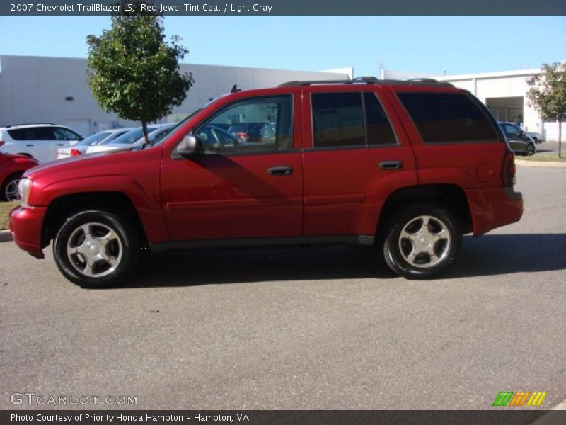 Red Jewel Tint Coat / Light Gray 2007 Chevrolet TrailBlazer LS