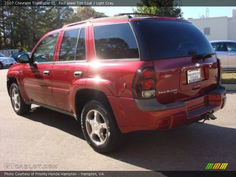 Red Jewel Tint Coat / Light Gray 2007 Chevrolet TrailBlazer LS