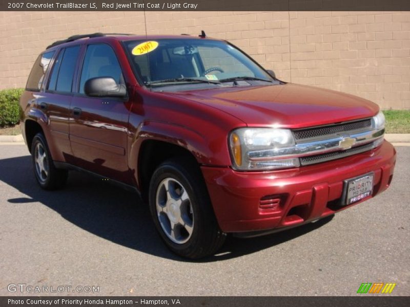 Red Jewel Tint Coat / Light Gray 2007 Chevrolet TrailBlazer LS