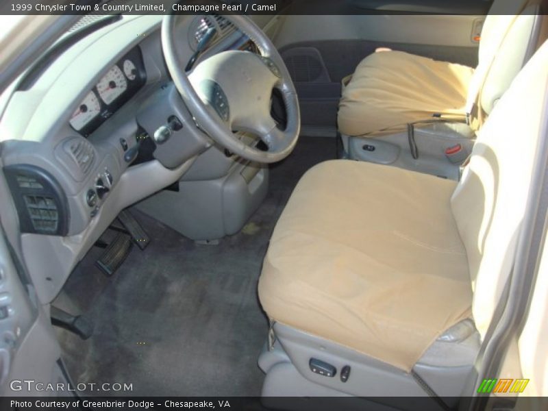 Champagne Pearl / Camel 1999 Chrysler Town & Country Limited