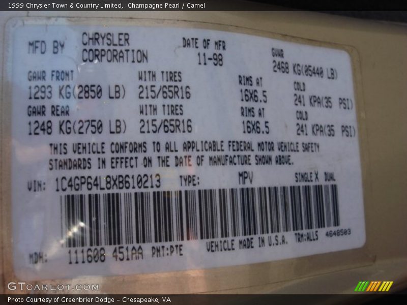 Champagne Pearl / Camel 1999 Chrysler Town & Country Limited