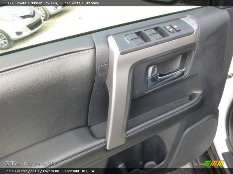 Super White / Graphite 2014 Toyota 4Runner SR5 4x4