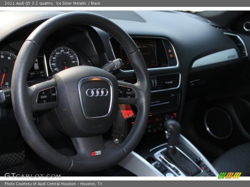 Ice Silver Metallic / Black 2011 Audi Q5 3.2 quattro