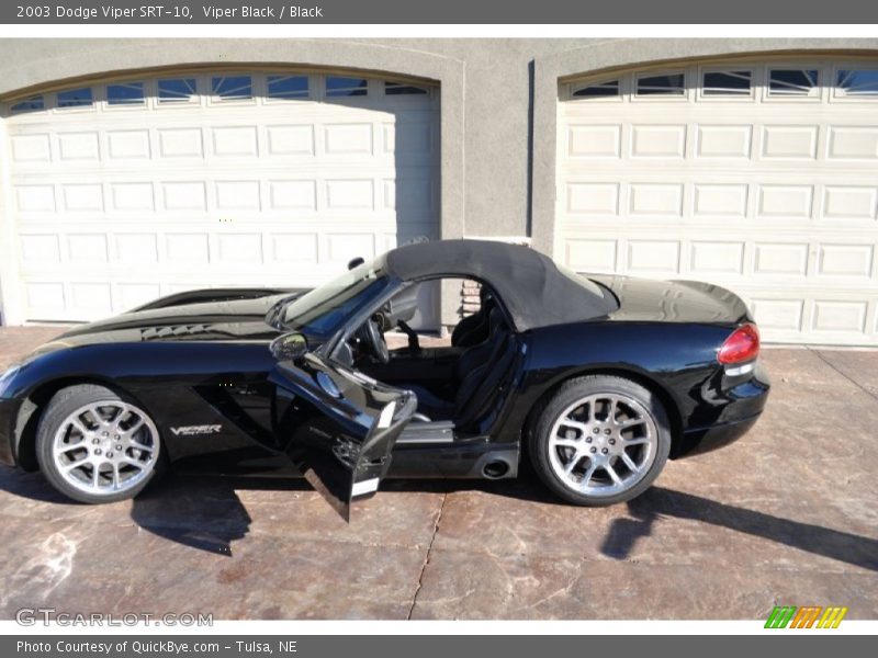 Viper Black / Black 2003 Dodge Viper SRT-10