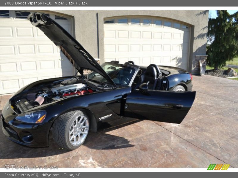 Viper Black / Black 2003 Dodge Viper SRT-10
