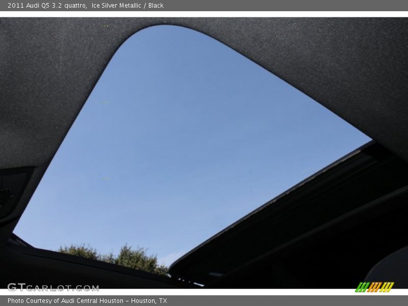 Ice Silver Metallic / Black 2011 Audi Q5 3.2 quattro