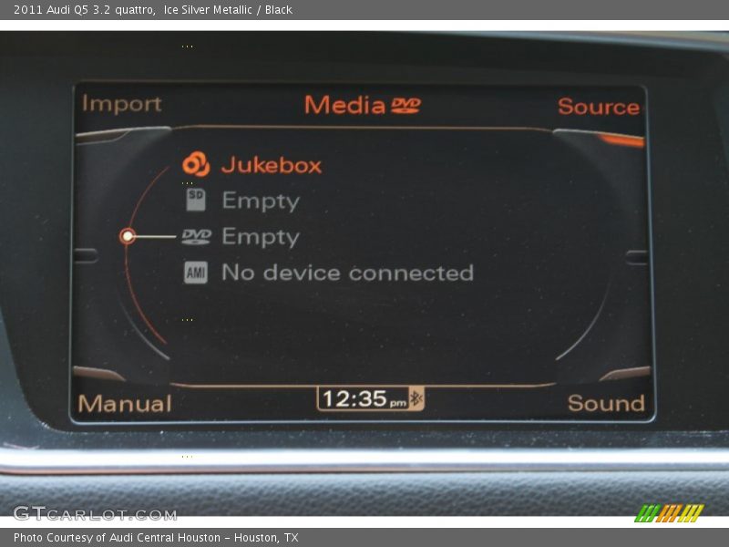 Ice Silver Metallic / Black 2011 Audi Q5 3.2 quattro