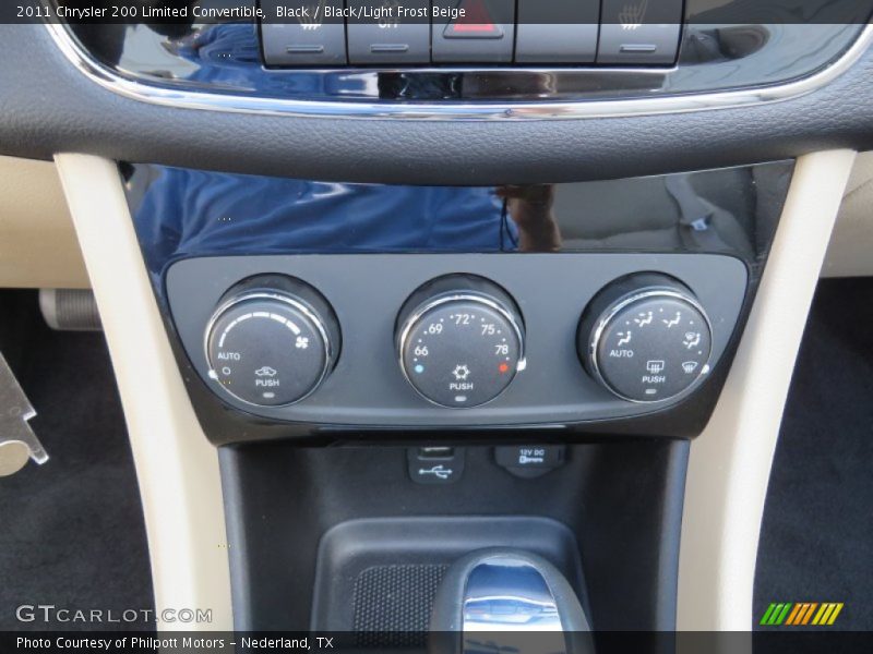 Black / Black/Light Frost Beige 2011 Chrysler 200 Limited Convertible