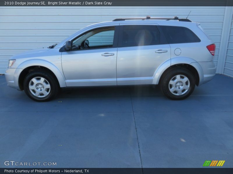 Bright Silver Metallic / Dark Slate Gray 2010 Dodge Journey SE