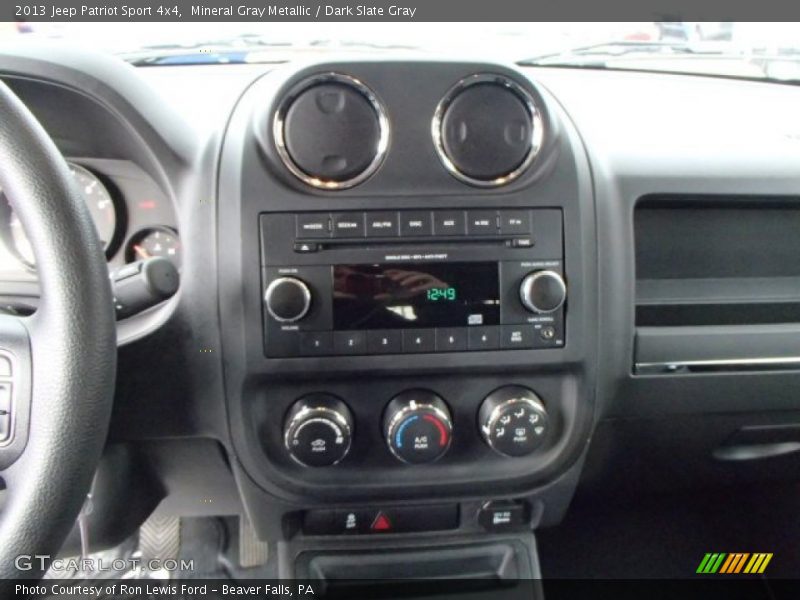 Mineral Gray Metallic / Dark Slate Gray 2013 Jeep Patriot Sport 4x4