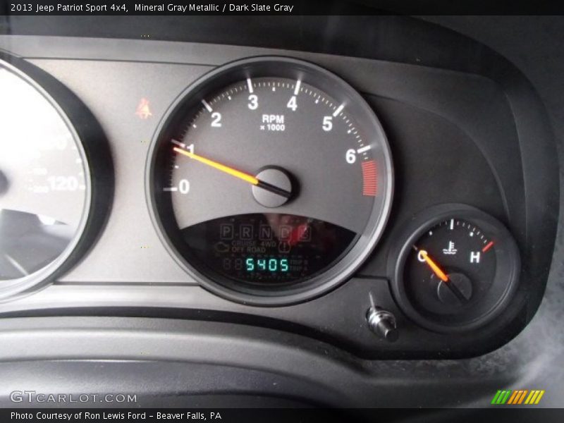 Mineral Gray Metallic / Dark Slate Gray 2013 Jeep Patriot Sport 4x4