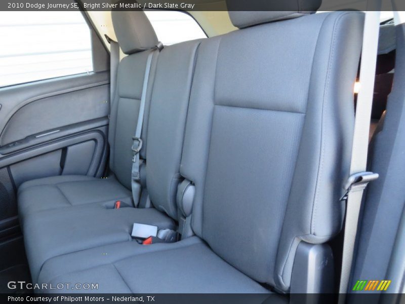 Bright Silver Metallic / Dark Slate Gray 2010 Dodge Journey SE