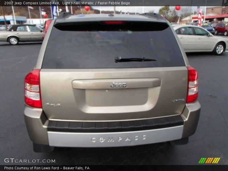 Light Khaki Metallic / Pastel Pebble Beige 2007 Jeep Compass Limited 4x4