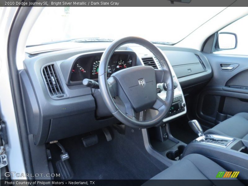 Bright Silver Metallic / Dark Slate Gray 2010 Dodge Journey SE