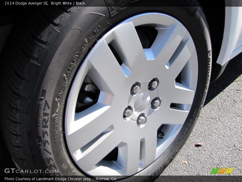 Bright White / Black 2014 Dodge Avenger SE