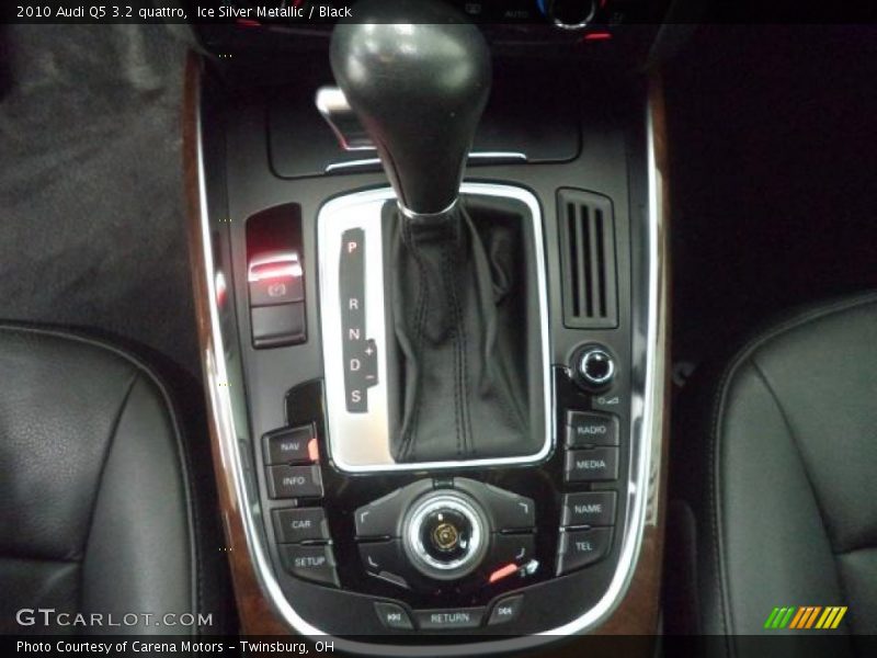 Ice Silver Metallic / Black 2010 Audi Q5 3.2 quattro